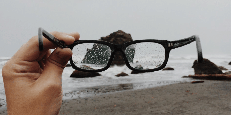 Tips To Keep Eyeglasses in Good Condition